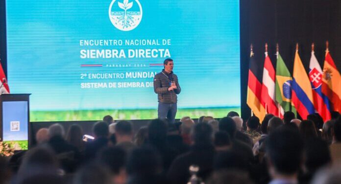 «Me siento orgulloso del campo paraguayo, pero les pido que vayamos por más», dijo Peña a productores