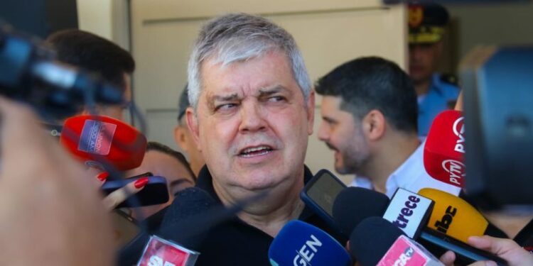 Ministro respalda actuación de la Policía en allanamiento que derivó en la muerte de diputado