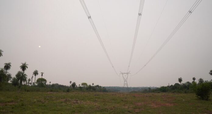 ANDE realiza limpieza de franja de servidumbre bajo líneas de transmisión de 500 kV
