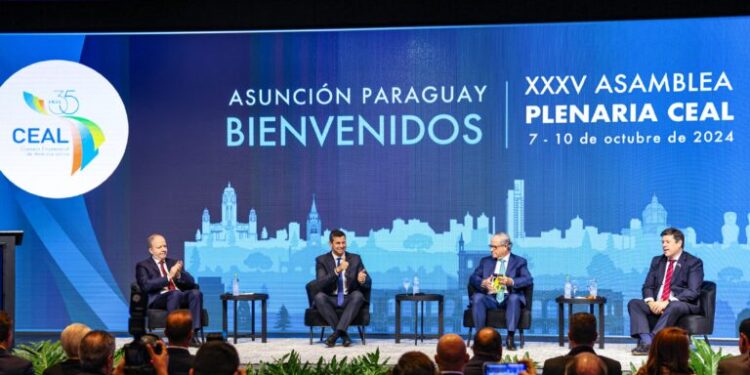 Empresarios se reúnen en Asunción para promover la integración y el desarrollo económico de la región