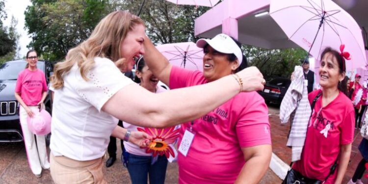 Gobierno amplía red de mamógrafos en el interior del país y apunta a los controles preventivos