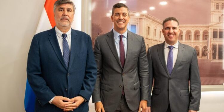Anuncian consulta pública para licitar 5G y reducir brecha digital