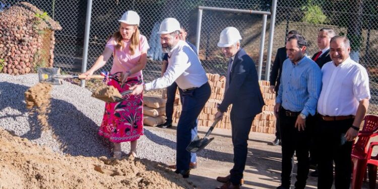 Inicia construcción de unidad de tratamiento de adicciones para jóvenes en conflicto con la ley