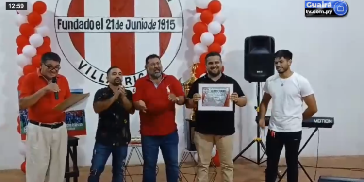 Pettirossi realizó su cena de campeones