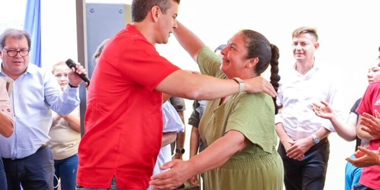 Sueño de la casa propia se hace realidad en La Colmena e Ybycuí