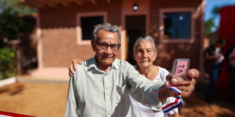 Más de 7.200 nuevos beneficiarios son incluidos en el programa de adultos mayores