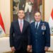 Paraguay robustece alianza con EE.UU. y condecora al comandante de la Guardia Nacional de Massachusetts