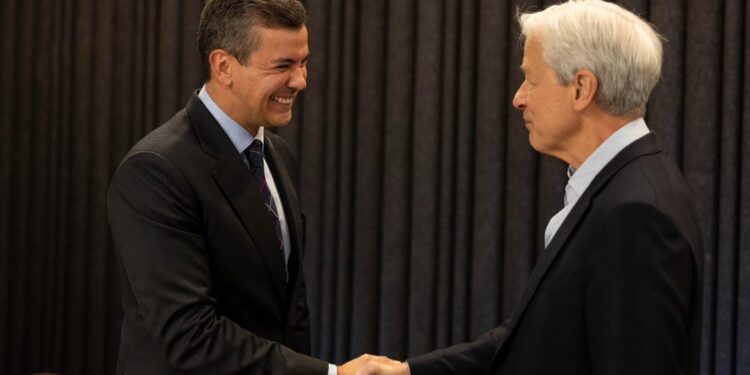 Paraguay expone su potencial confiable y competitivo ante el mayor banco del mundo
