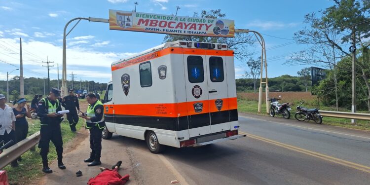 Un atropellamiento, y un vuelco de camión informó la policía