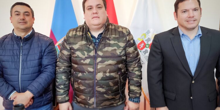 CESARITO SOSA ANUNCIA 250 CUADRAS DE EMPEDRADO PARA EL DEPARTAMENTO DE GUAIRÁ