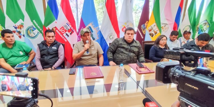 Cañeros insisten en pedido de culminación del tren de molienda de Petropar