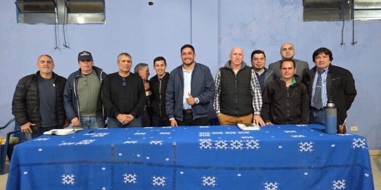 Concretan alianza para las municipales en Villarrica