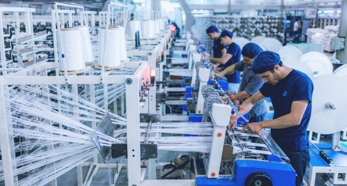 Empleos generados por la maquila superan los 34.000, con crecimiento del 28% en el último año