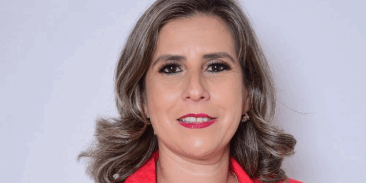 Blanca Gómez es nombrada nueva directora de educación