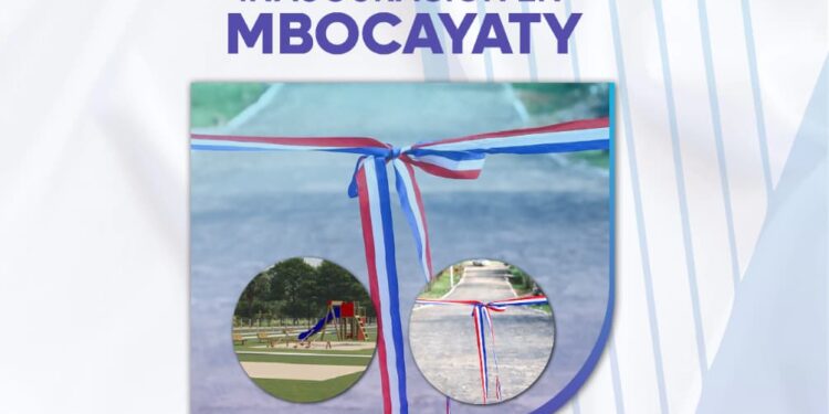 Gobernación inaugura empedrado y mejoras en plazas