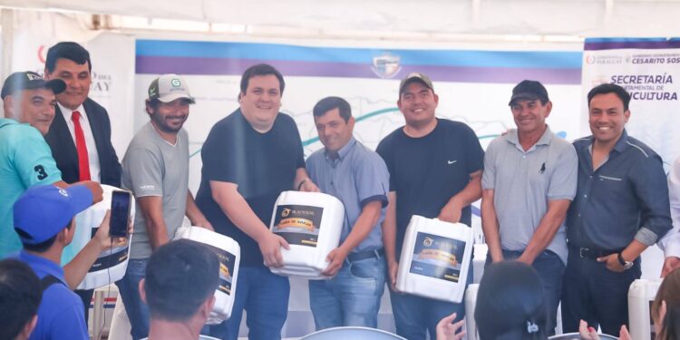 Gobernación entregó fertilizantes a distintos grupos de productores