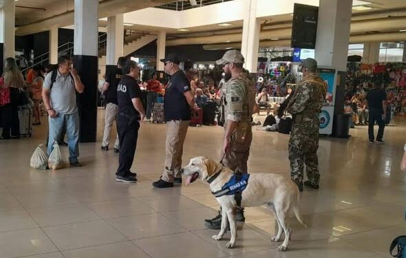 Operativos antidrogas y de seguridad en la Terminal de Ómnibus durante la final de copa