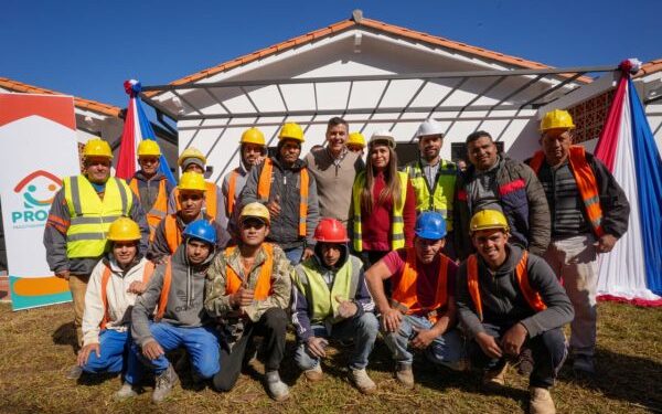 Paraguay suma 64.000 trabajadores a la seguridad social y marca récord histórico de 818.000 empleos formales