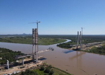 El Puente de la Bioceánica avanza y está cada vez más cerca de unir Paraguay y Brasil