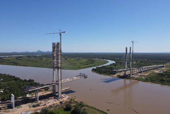 El Puente de la Bioceánica avanza y está cada vez más cerca de unir Paraguay y Brasil