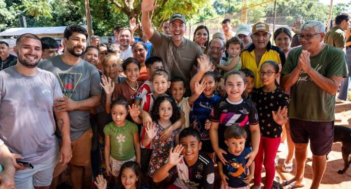 Gobierno inicia el 2026 con entrega de 93 viviendas a familias de Central