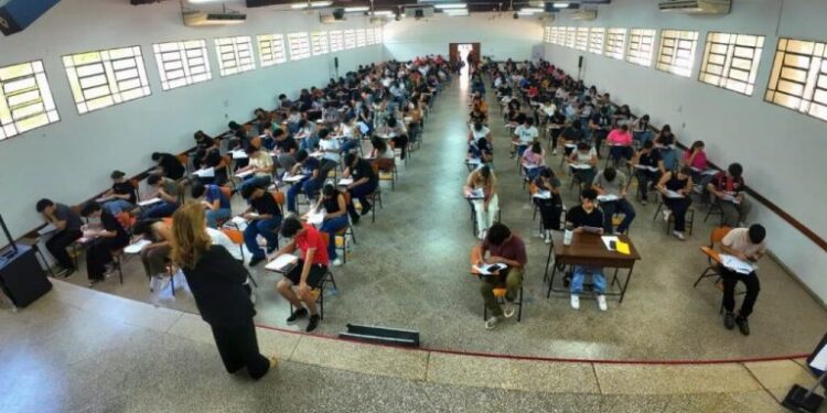 Más de 7.800 postulantes alcanzaron el puntaje requerido en la prueba por las Becas del Gobierno