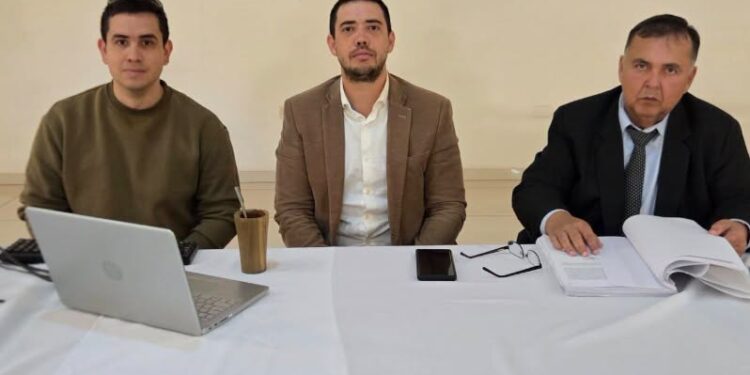 HAY UN DIPUTADO QUE PIDIÓ DESESTIMACIÓN DE LA DENUNCIA CONTRA EMMANUEL FRIEDMANN SEGÚN MONTENEGRO