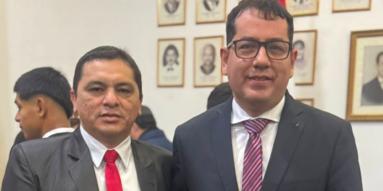 EL INTENDENTE OVIDIO CUEVAS REALIZÓ LOS PRIMEROS CAMBIOS EN LA MUNICIPALIDAD DE VILLARRICA