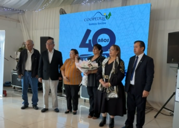 COOPEDUC CONMEMORÓ 40 AÑOS DE LA SUCURSAL CAAZAPÁ