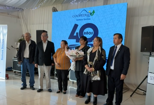 COOPEDUC CONMEMORÓ 40 AÑOS DE LA SUCURSAL CAAZAPÁ