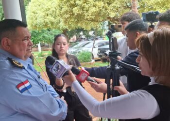 HAY NUEVO DIRECTOR DE POLICÍA EN GUAIRÁ